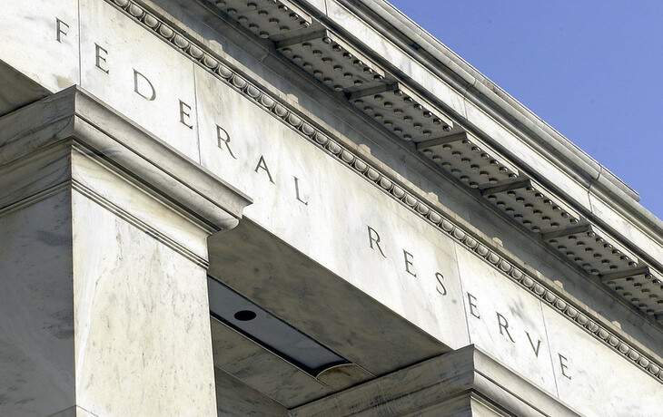 Sänkt höjningstakt från Fed i december?